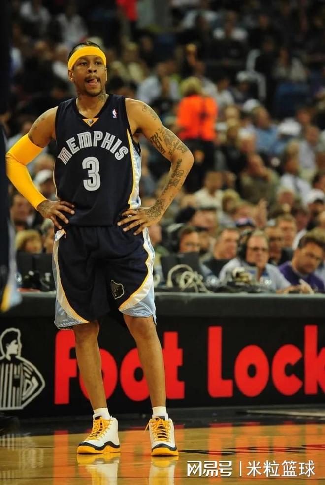 博主：下赛季无缘英博的拉布亚德今日回到基地，将参与训练（博主称：无缘下赛季英博的拉布亚德今返基地参加训练）