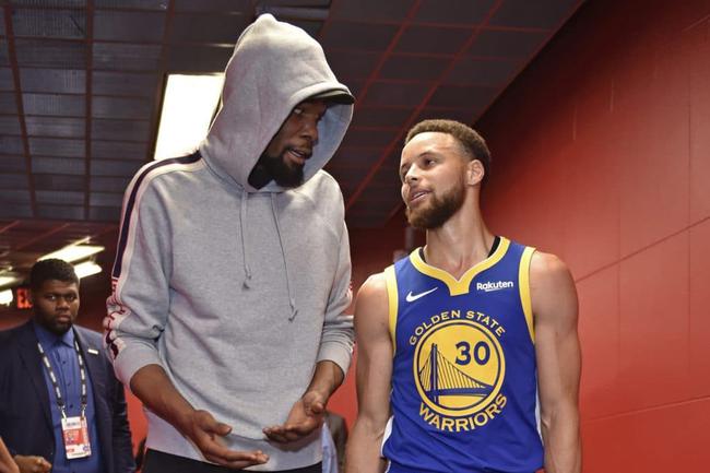 他站在角落，却决定了胜负（角落中的他，改写胜负）