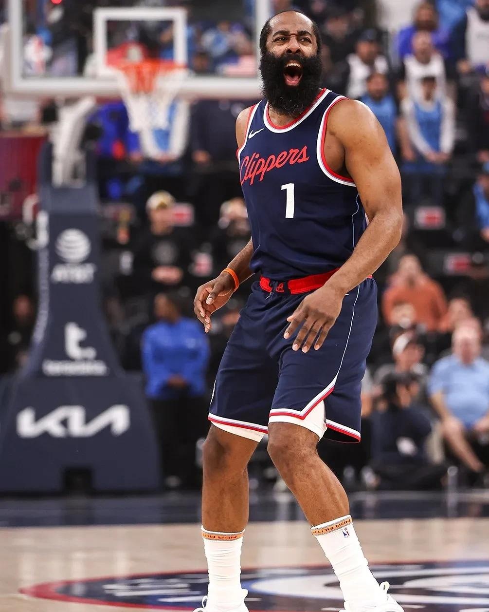 蒙特雷总监回应拉莫斯离队：还没定论，我们正在进行商谈（蒙特雷总监谈拉莫斯去留：尚无定案，双方仍在沟通）