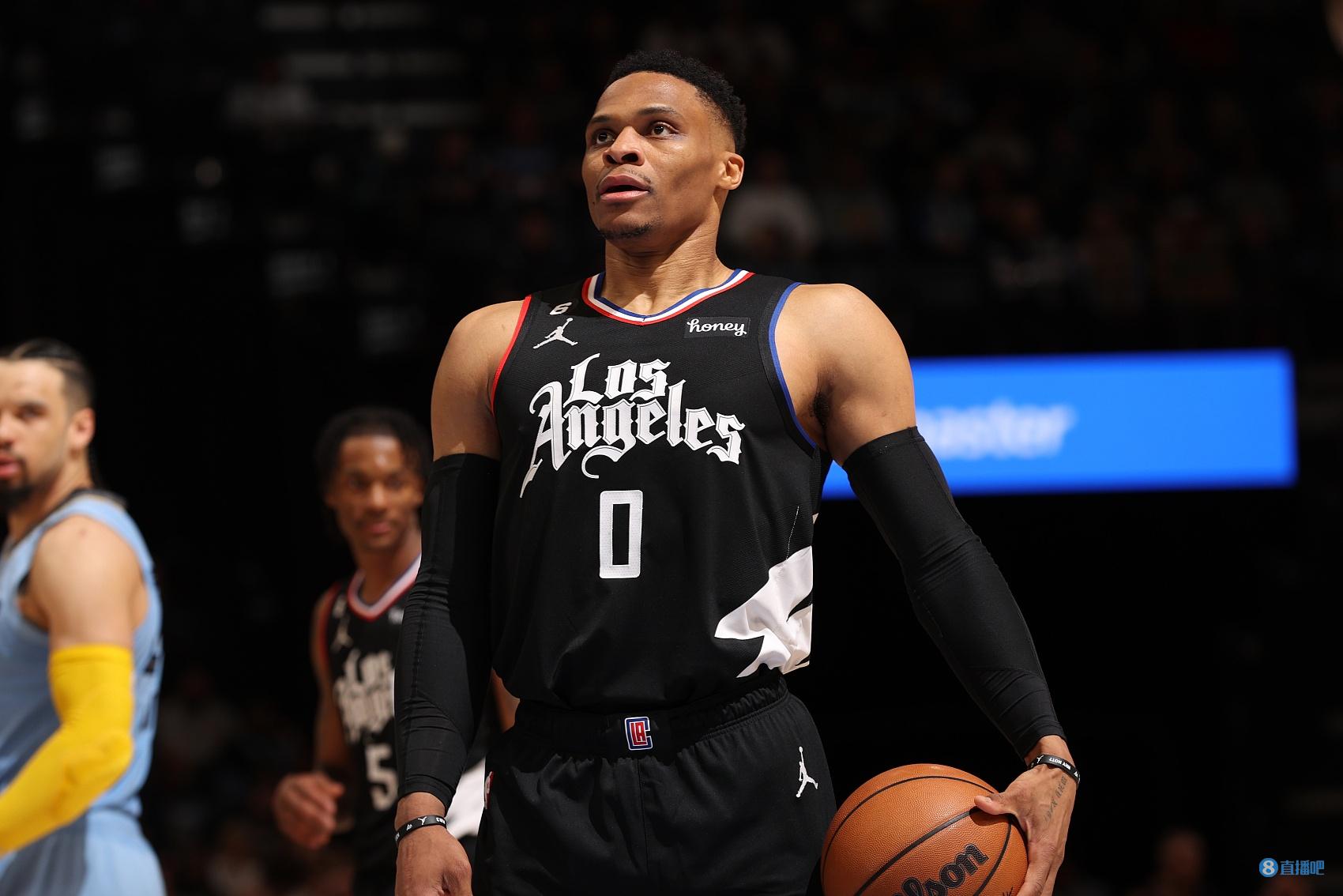 山西106-93广东 球员评价：4人满分，4人及格，1人低迷（山西106-93击败广东，球员打分：4人满分、4人及格、1人低迷）