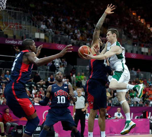 朱婷官宣续约科内利亚诺！继续效力意甲联赛，中国女排多人留洋（朱婷正式续约科内利亚诺，继续征战意甲；中国女排多名球员留洋）