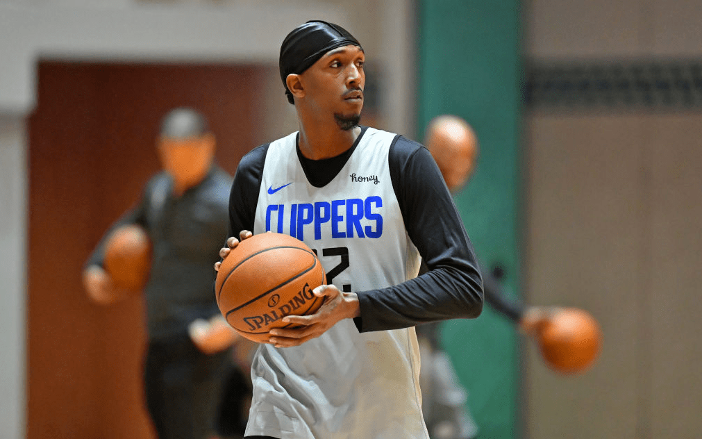 韩国小组赛表现相当强势（韩国在小组赛中展现压倒性优势）